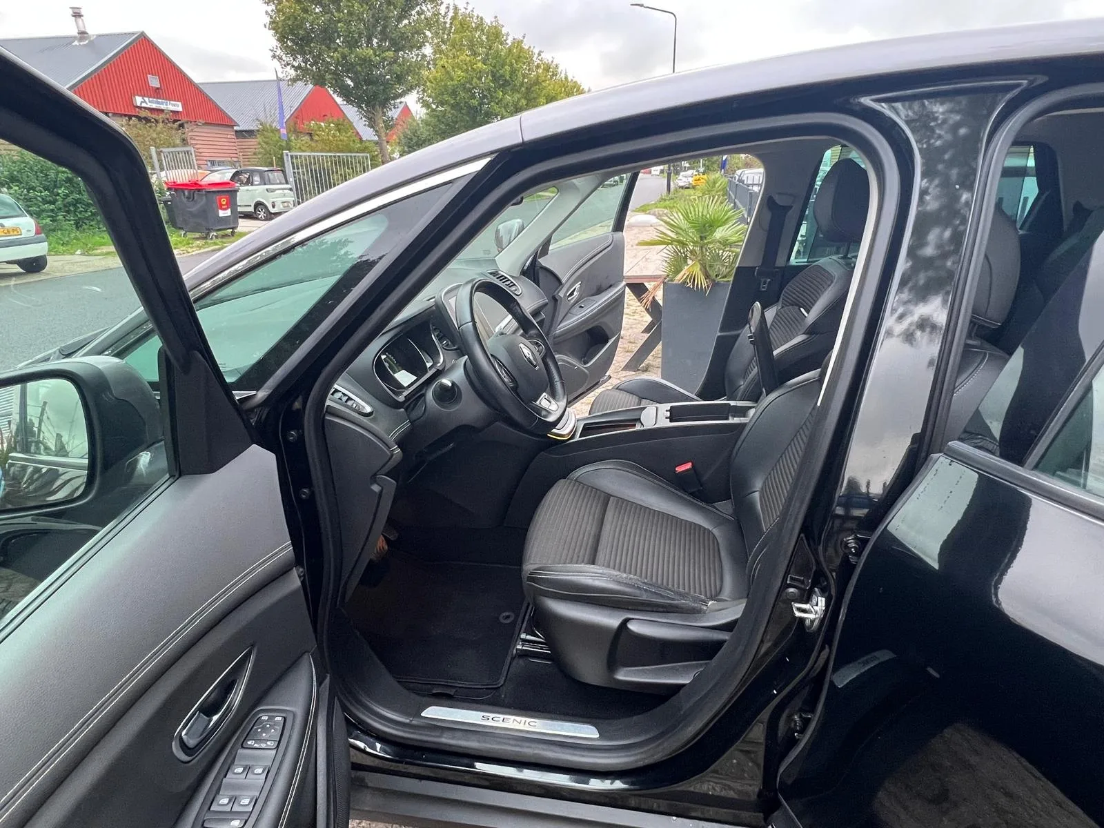 Renault Scenic 19