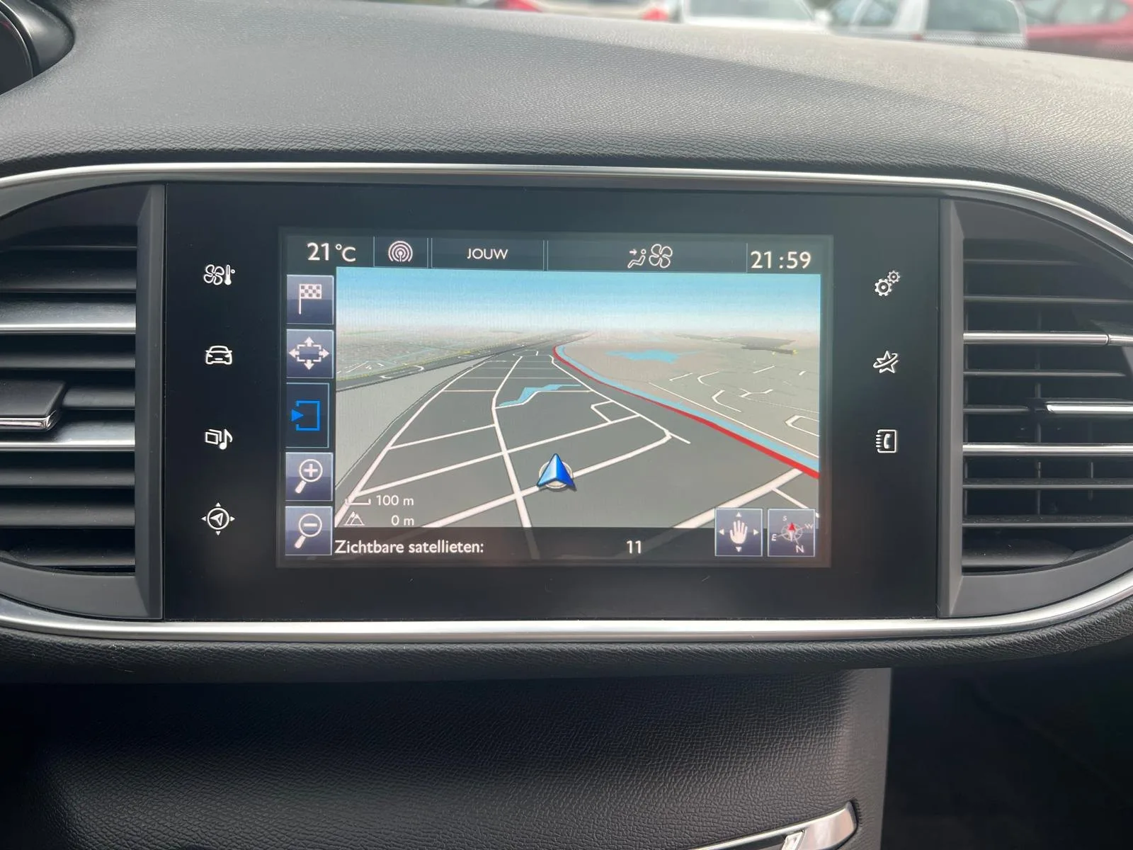 Peugeot 308 11