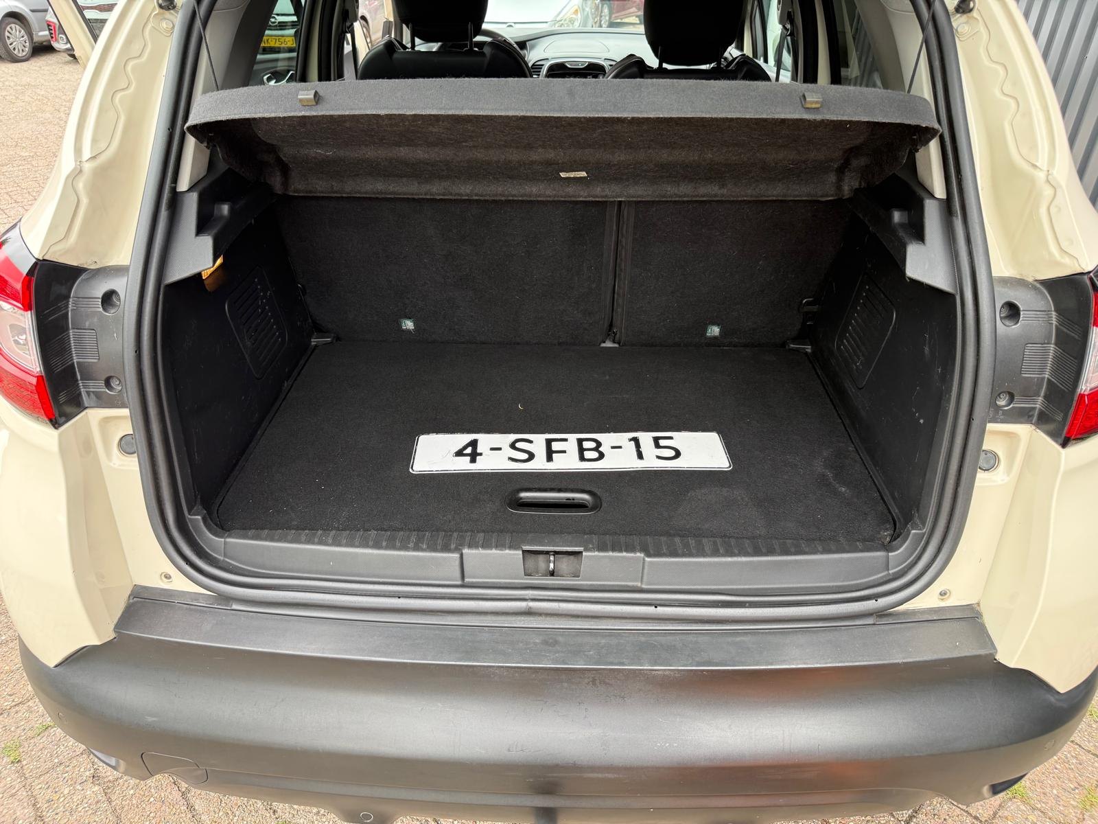Renault Captur 0.9 TCe Dynamique 6