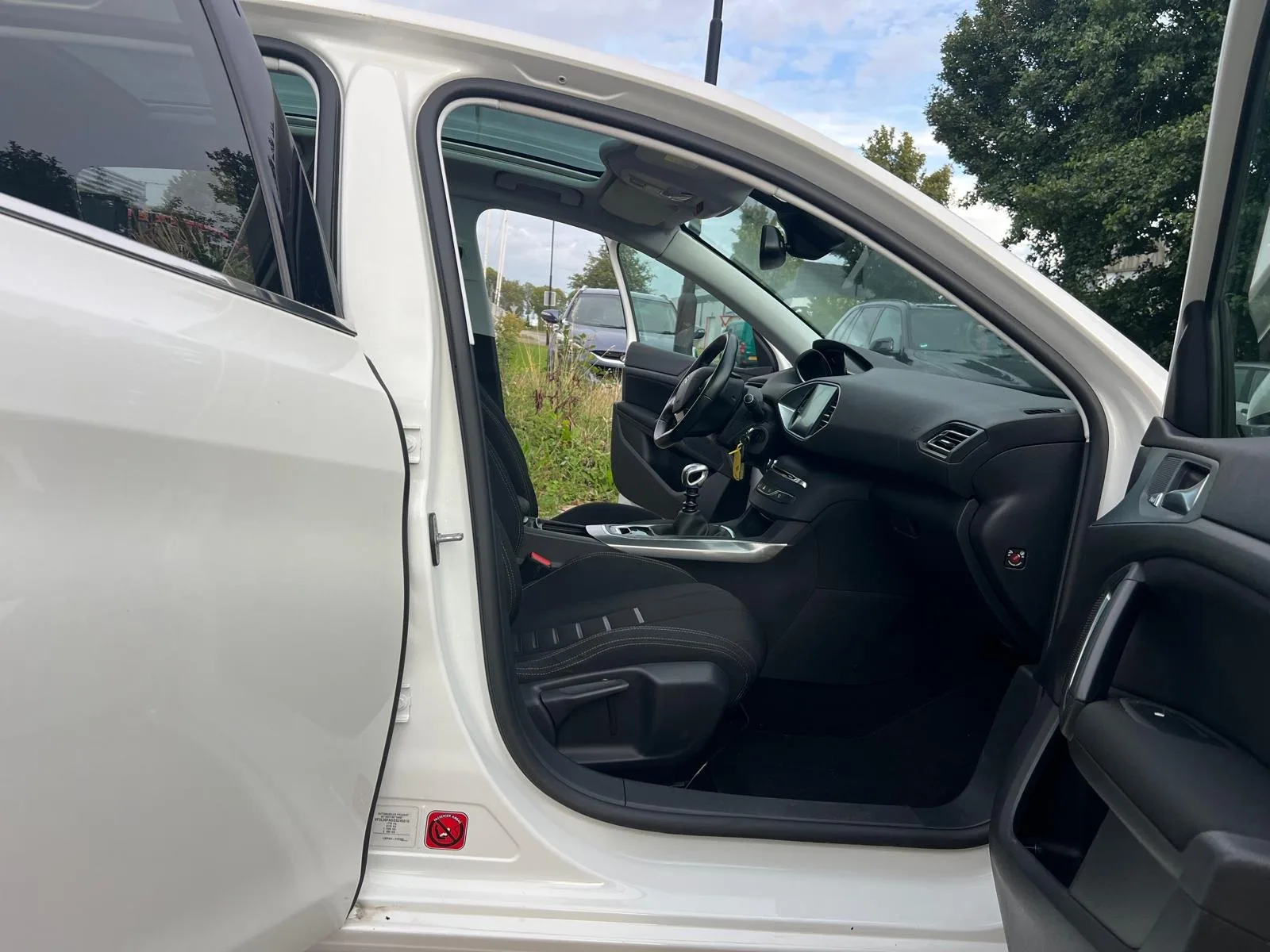 Peugeot 308 26