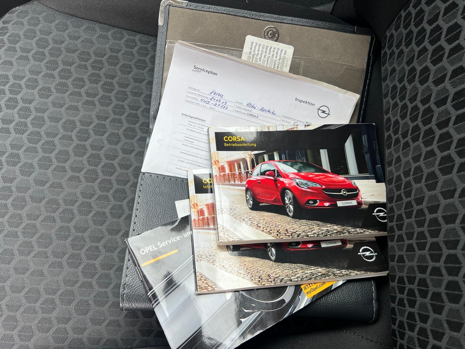 Opel Corsa-E 28