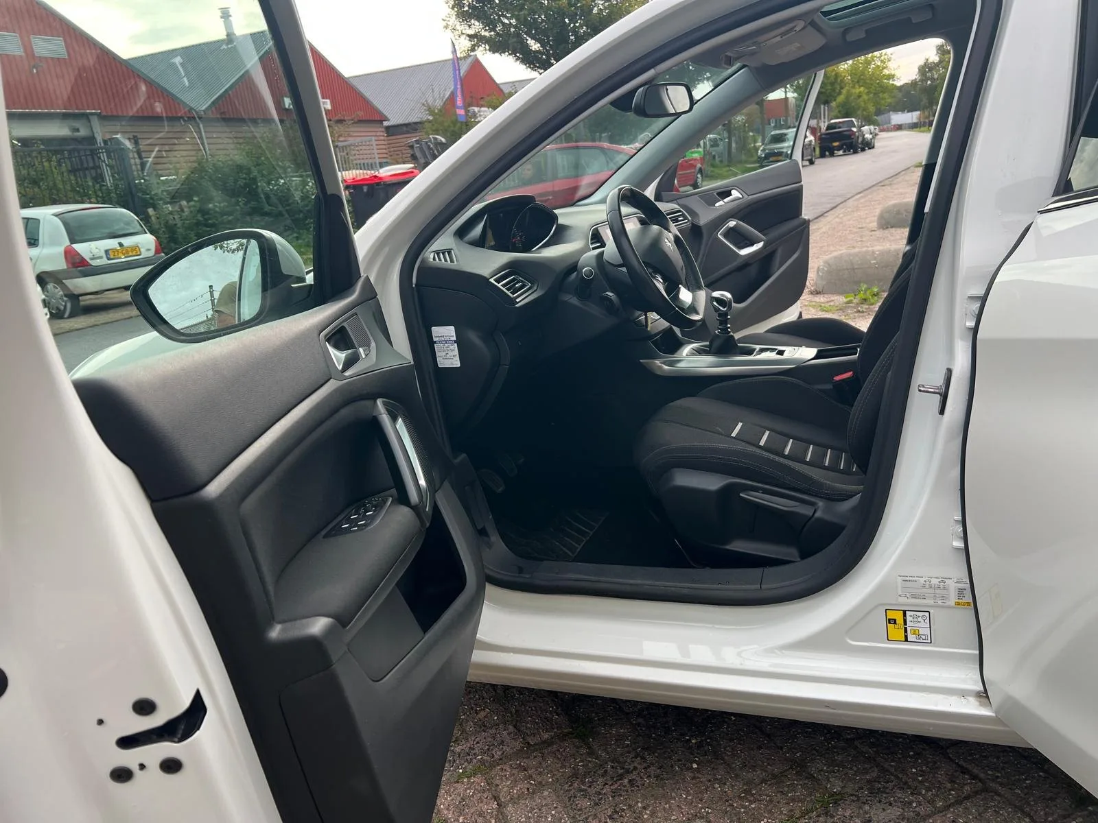 Peugeot 308 19
