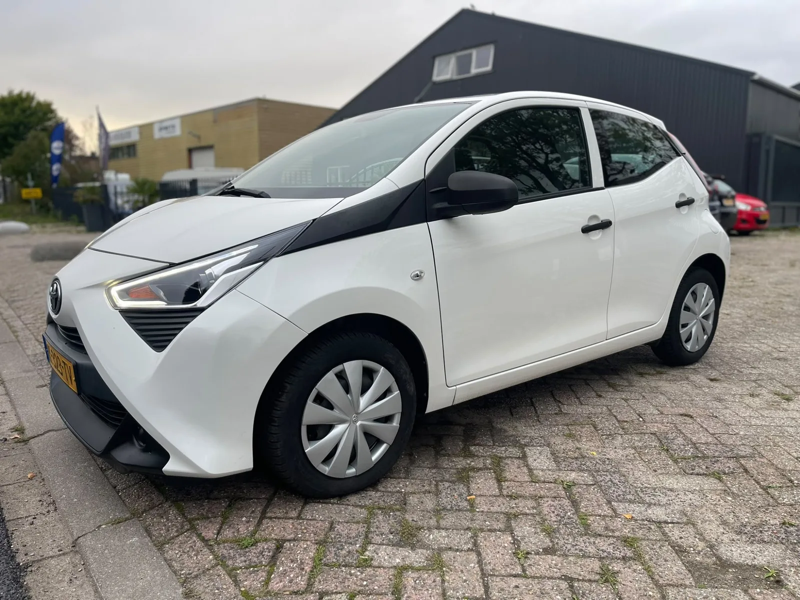 Toyota Toyota Aygo 12